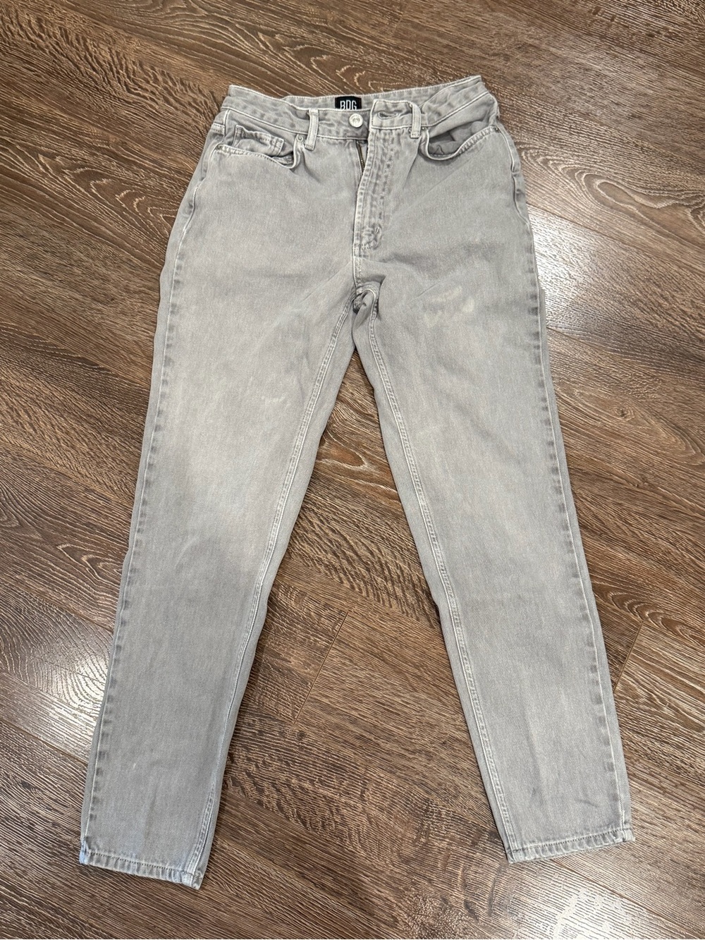 BDG Light Gray High-Rise Mom Jeans - 27